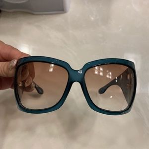 Gucci glasses, 100% authentic.